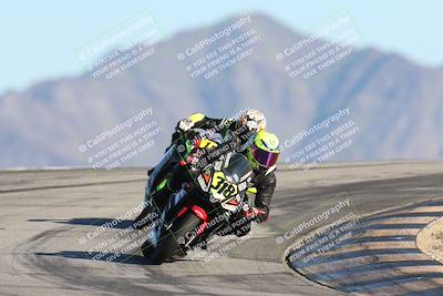 media/Dec-06-2025-CVMA (Sat) [[4a896cc04c]]/Race 9-500-400-350 Supersport/